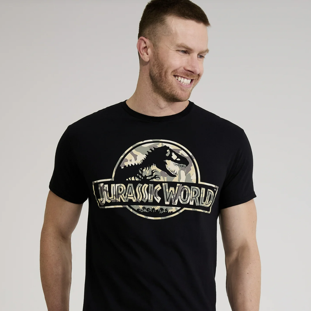 Polera Gráfica Logo Camuflado - Jurassic World