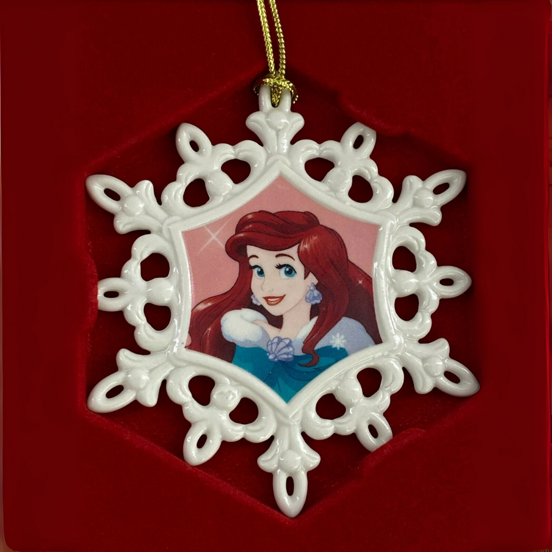 Adorno Navideño de Porcelana Ariel Copo de Nieve — Disney Showcase, Lenox