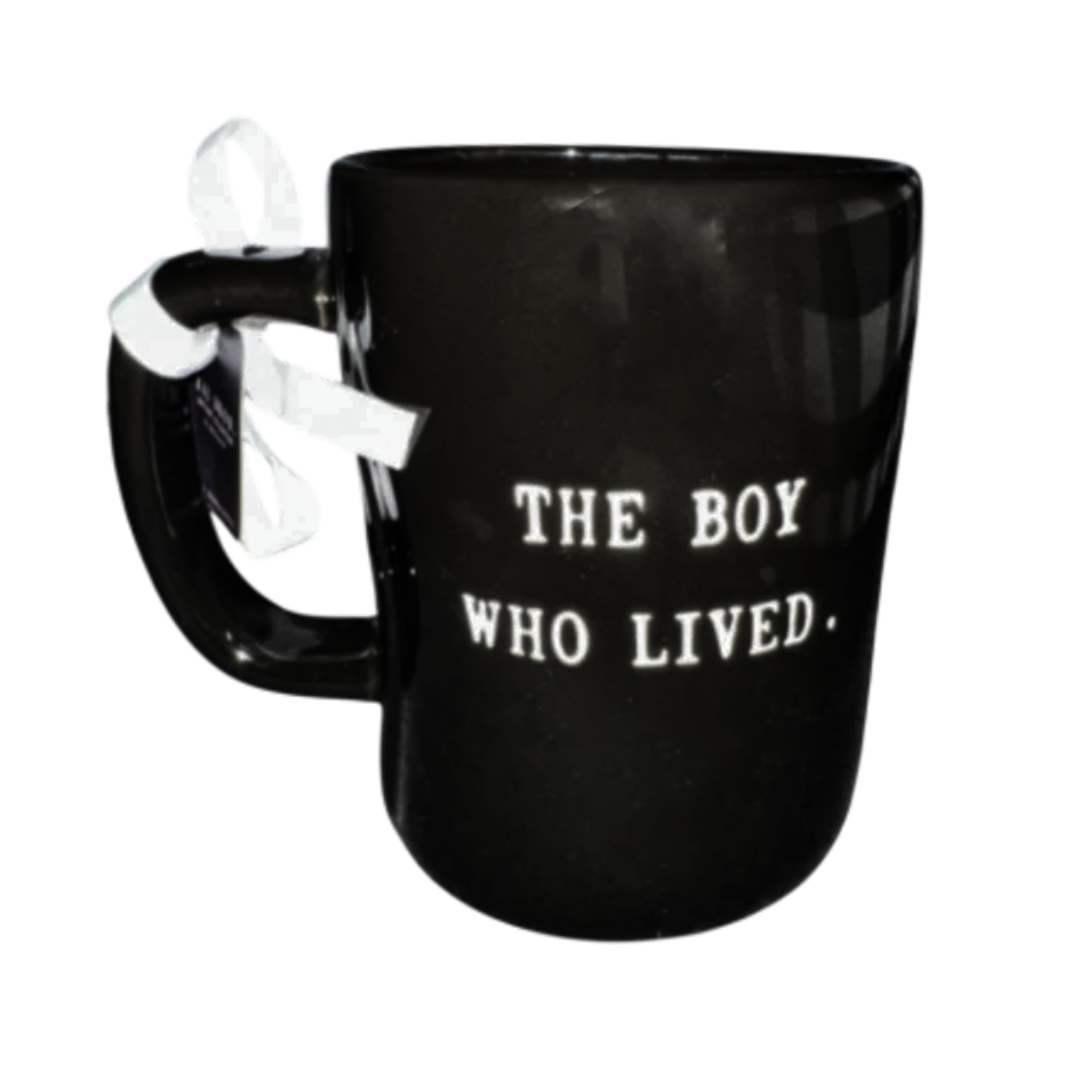 Rae Dunn x Harry Potter – Taza “The Boy Who Lived”