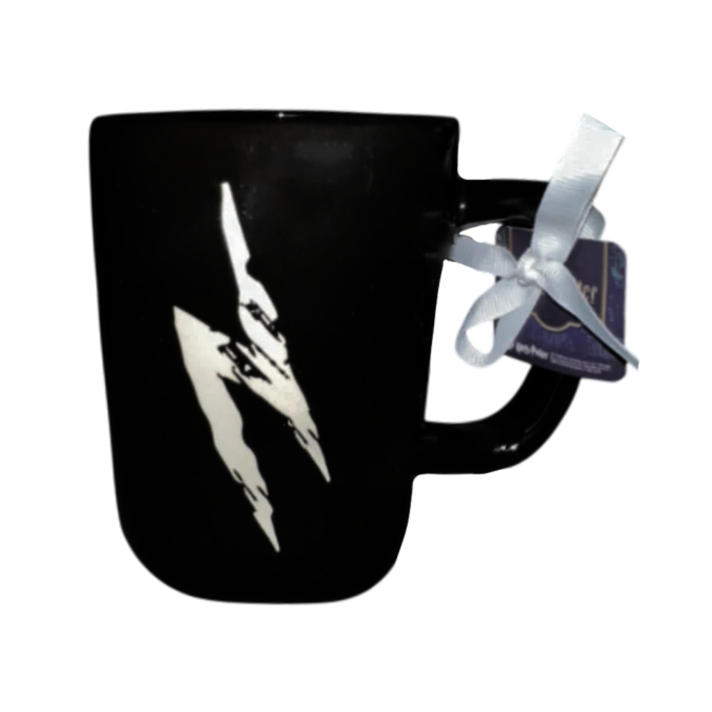 Rae Dunn x Harry Potter – Taza “The Boy Who Lived”