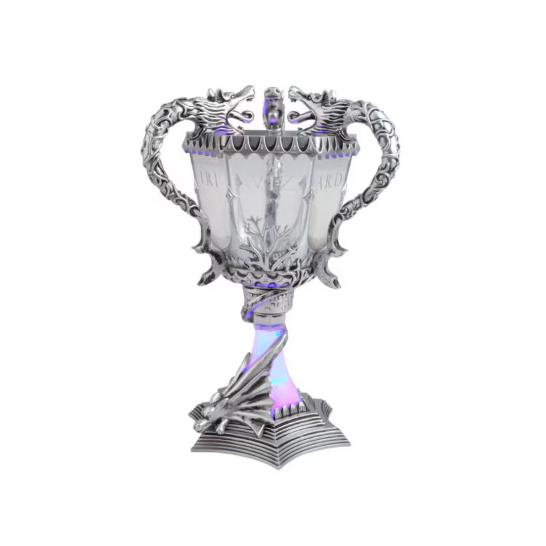 Réplica Copa del Torneo de los Tres Magos con Luz  – Mundo Mágico de Harry Potter